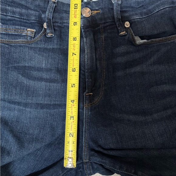 Good American Good Legs Skinny Jeans size 10 - Picture 6 of 7